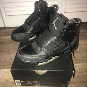 Air Jordan 4 Retro (Boys)